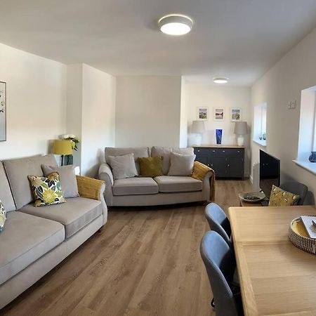 No5 At 53 - 2 Bed Apartment In Leek, Staffs Peak District Exterior foto